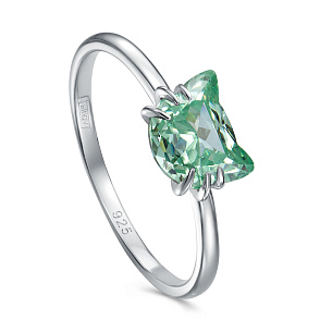 Кольцо из серебра с фианитом