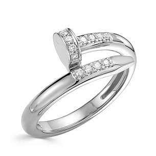 Кольцо из белого золота с бриллиантом