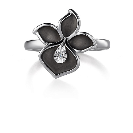 Кольцо из серебра с бриллиантом