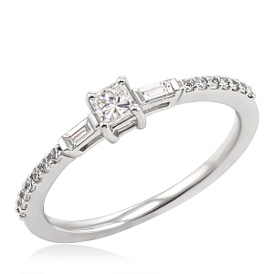 Кольцо из белого золота с бриллиантами