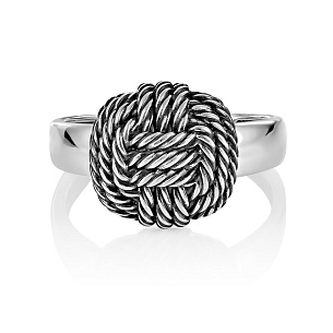 Кольцо из серебра с ониксом