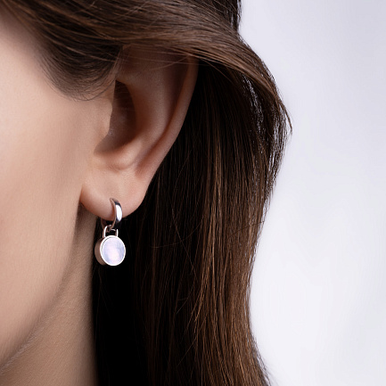 Серьги с английским замком из серебра с агатом