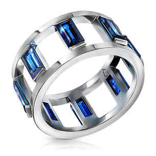 Кольцо из белого золота с сапфирами