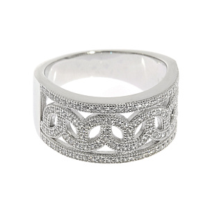 Кольцо из серебра с фианитом