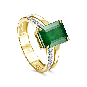 Кольцо из желтого золота с бриллиантами и изумрудом