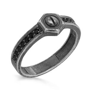 Кольцо из серебра с фианитами