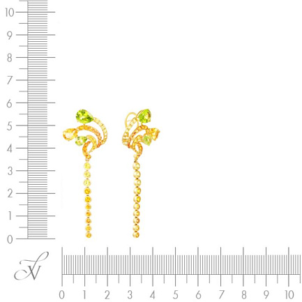 Серьги из желтого золота с перидотами, сапфирами