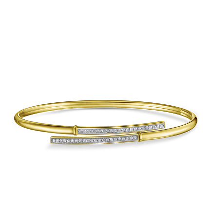 Браслет жесткий из желтого золота с бриллиантами