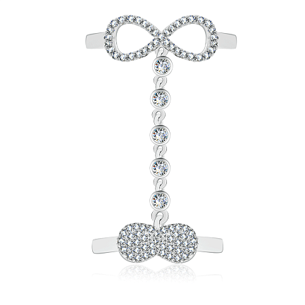 Кольцо из серебра с фианитом