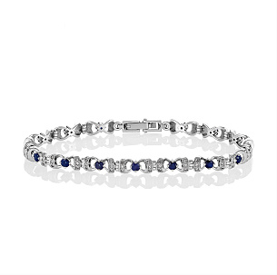 Браслет из белого золота с сапфиром