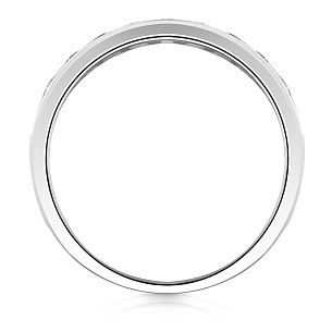 Кольцо из белого золота с бриллиантом