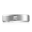 Кольцо обручальное из белого золота с бриллиантом