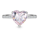 Кольцо из серебра с фианитом