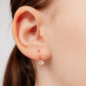 Серьги детские из красного золота с сапфирами