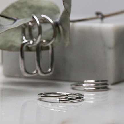 Кольцо из серебра