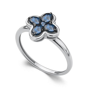 Кольцо из белого золота с сапфирами