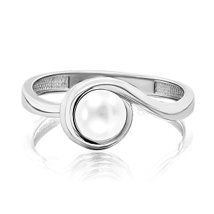 Кольцо из серебра с жемчугом