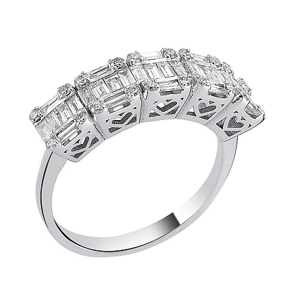 Кольцо из белого золота с бриллиантами