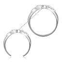 Кольцо из серебра с фианитом