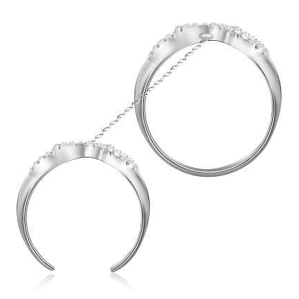 Кольцо из серебра с фианитом