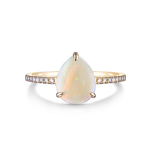 Кольцо из желтого золота с опалом