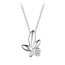 Колье из серебра с бриллиантом