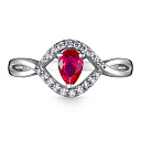 Кольцо из серебра с фианитом