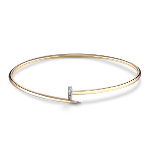 Браслет жесткий из желтого золота с бриллиантами