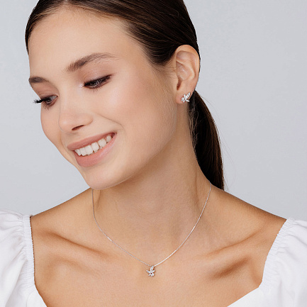 Колье из серебра с бриллиантом