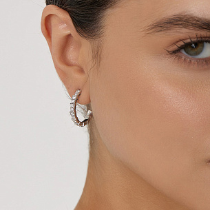 Серьги из белого золота с бриллиантом