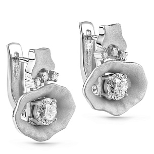 Серьги с английским замком из белого золота с бриллиантом