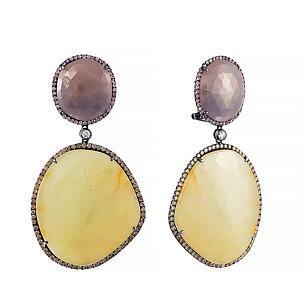 Серьги из черненого золота с бриллиантами, корундами и сапфирами