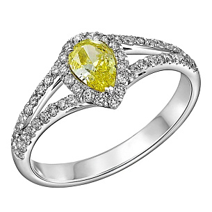 Кольцо из белого золота с бриллиантом