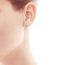 Серьги с английским замком из желтого золота с фианитом