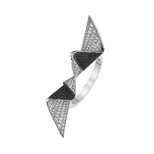 Кольцо из серебра с нанокристаллами и циркониями