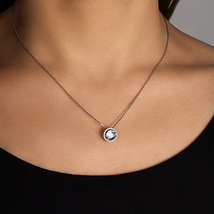 Колье из белого золота с бриллиантами, топазом, плетение якорное