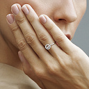 Кольцо из белого золота с бриллиантами