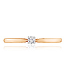 Кольцо из красного золота с бриллиантом