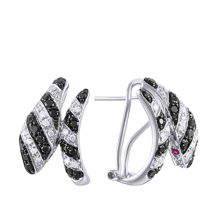 Серьги из белого золота с бриллиантами, рубинами