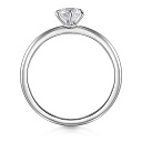 Кольцо из белого золота с бриллиантом