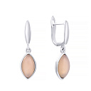 Серьги с английским замком из серебра с лунным камнем