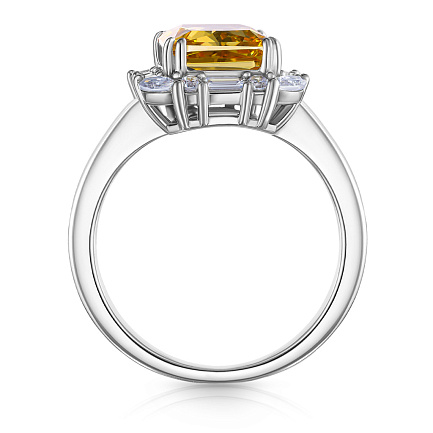 Кольцо из серебра с фианитом