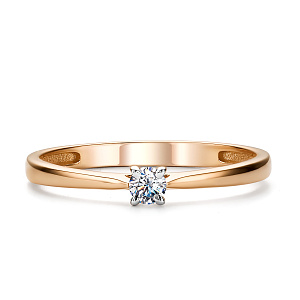 Кольцо из красного золота с бриллиантом