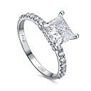 Кольцо из белого золота