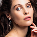 Пусеты из комбинированного золота с бриллиантами