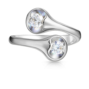 Кольцо из белого золота с бриллиантом