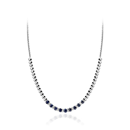 Колье из белого золота с бриллиантами, сапфирами