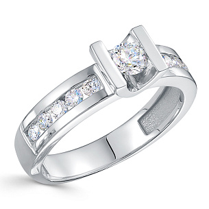 Кольцо из белого золота с бриллиантом