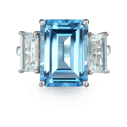 Кольцо из белого золота с аквамаринами, топазом