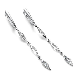 Серьги с английским замком из белого золота с бриллиантом